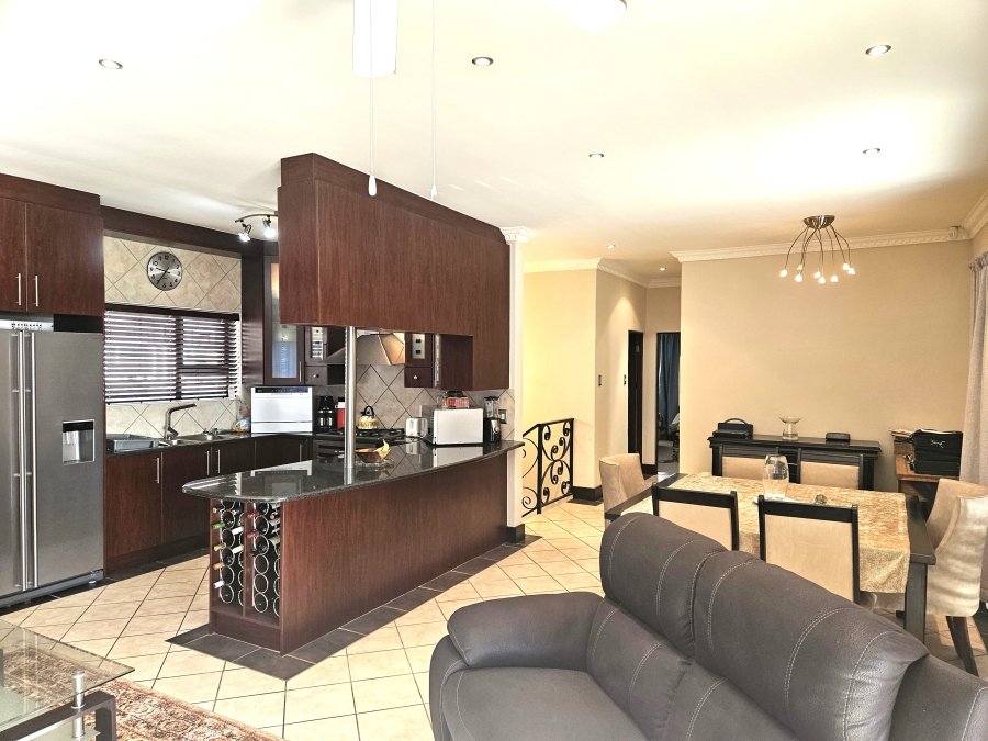 3 Bedroom Property for Sale in Jeffreys Bay Central Eastern Cape